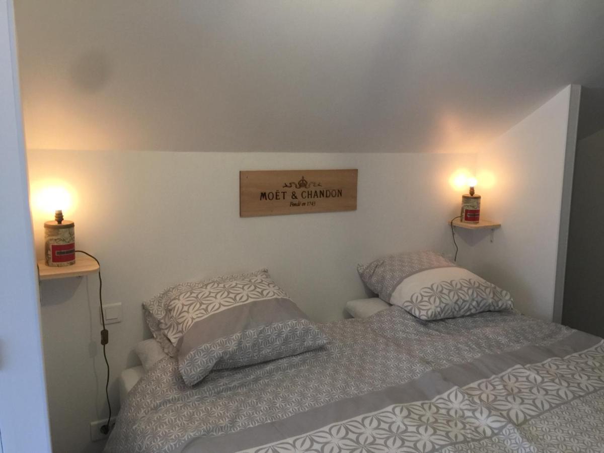 Le Clos Moussy Moussy  Extérieur photo