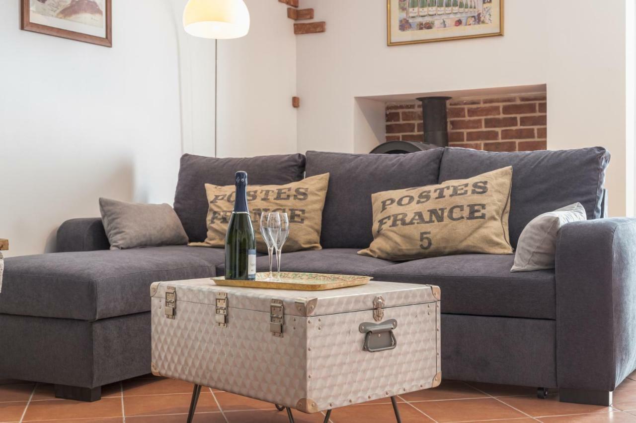 Le Clos Moussy Moussy  Extérieur photo